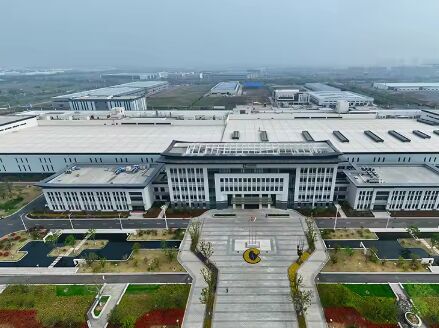 Modern Steel Structure Factory Manufacturer Prefab Steel Building for Industrial Workshop Office Building